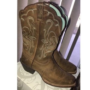 Ariat Women’s Cowboy Boots